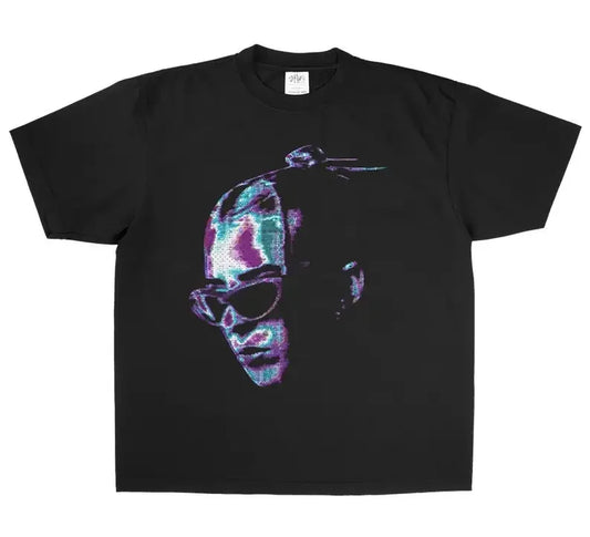 Young Miko Black T-Shirt "Att."
