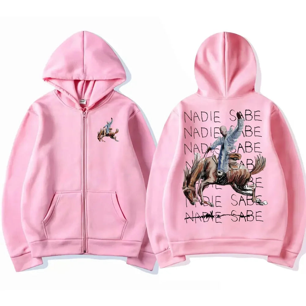 Bad Bunny Nadie Sabe Lo Que Va a Pasar Mañana Zipper Hoodie – Dark Grey
